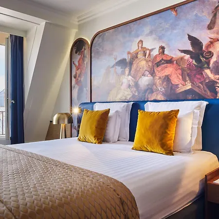 Le Hotel