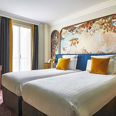 Le 4* Versailles