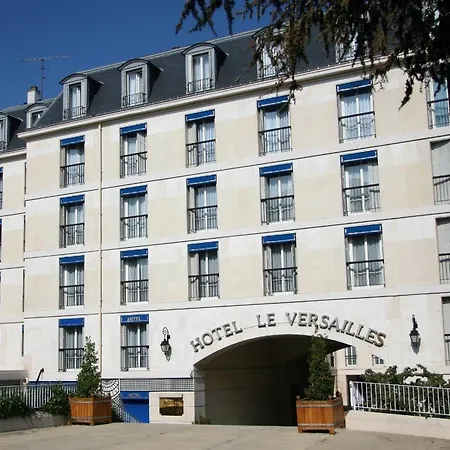 Le Hotel 4*